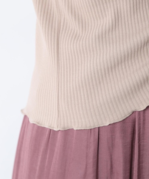 colza（コルザ）の「ドロスト使いトップス（Tシャツ/カットソー・レディース・ブラック/ベージュ/ブラウン/ピンク/ホワイト・M/L/S）」の7枚目の写真