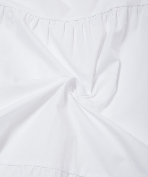 fifth calin（フィフスカラン）の「ジュリエットスリーブノーカラーシャツワンピース（ワンピース・レディース・ホワイト/ベージュ・MEDIUM）」の4枚目の写真