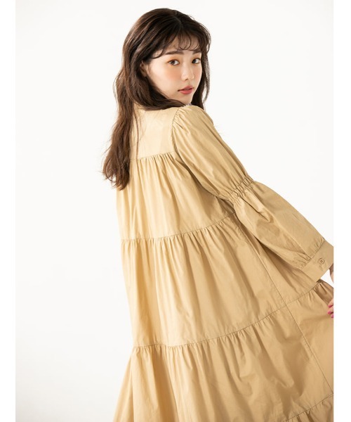 fifth calin（フィフスカラン）の「ジュリエットスリーブノーカラーシャツワンピース（ワンピース・レディース・ホワイト/ベージュ・MEDIUM）」の22枚目の写真