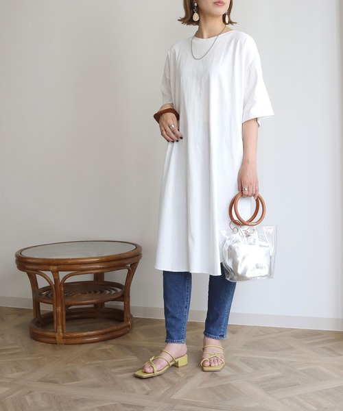 HER CLOSET（ハークローゼット）の「【HERCLOSET】7オンスヘビーウェイトコットンバックスリットTシャツワンピース（ワンピース・レディース・ブラック/チャコールグレー/ベージュ/ブルー/パープル/ホワイト・M）」の17枚目の写真