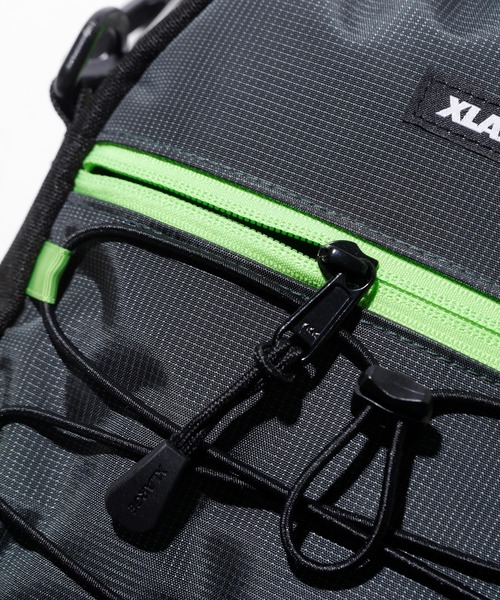 XLARGE（エクストララージ）の「TACTICAL SHOULDER BAG（ショルダーバッグ・メンズ・ブラック/ブラウン/グレー/オリーブ・ONE SIZE）」の7枚目の写真