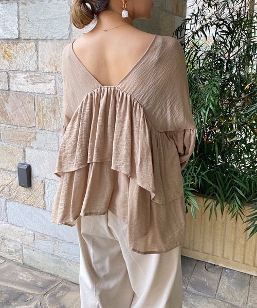 StyleSea(スタイルシー)の「ティアードフリル深Vネックトップス(袖リボン)(シャツ/ブラウス・レディース・オフホワイト/ブラック/ベージュ・FREE)」の18枚目の写真