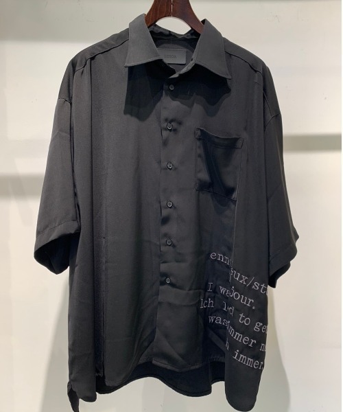 LUSOR(ルーソル)の「LUSOR(ルーソル)刺繍BIGシャツ(シャツ/ブラウス・メンズ・ホワイト/ブラック/ブルー・FREE)」の17枚目の写真