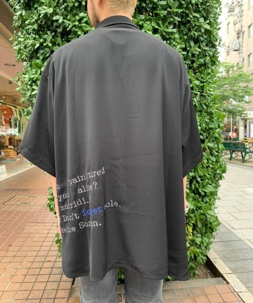 LUSOR(ルーソル)の「LUSOR(ルーソル)刺繍BIGシャツ(シャツ/ブラウス・メンズ・ホワイト/ブラック/ブルー・FREE)」の9枚目の写真