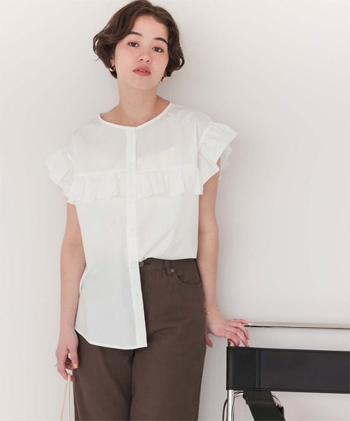 titivate（ティティベイト）の「フレンチスリーブフリルブラウス（シャツ/ブラウス・レディース・ベージュ系その他/ブラック/オフホワイト/ブルー系その他/グリーン系その他/ブラック系その他/ネイビー・S/M）」の11枚目の写真