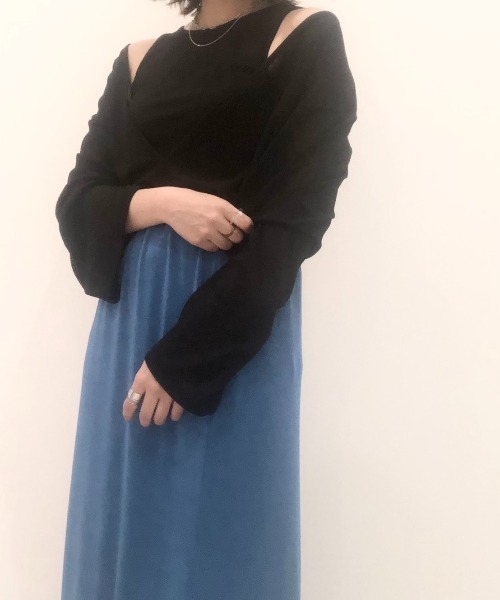 Solace（ソレイス）の「シアーリブVネックレイヤードトップス（Tシャツ/カットソー・レディース・グリーン/ホワイト/ブラック・FREE）」の12枚目の写真