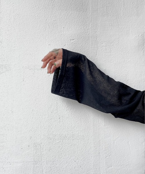 Solace（ソレイス）の「シアーリブVネックレイヤードトップス（Tシャツ/カットソー・レディース・グリーン/ホワイト/ブラック・FREE）」の20枚目の写真