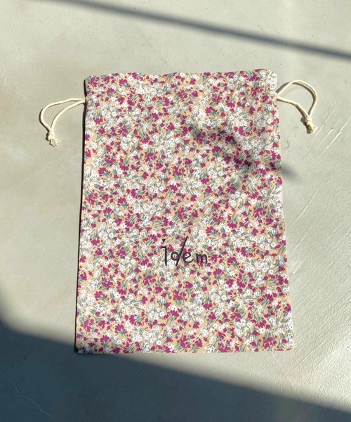 idem（イデム）の「idem flower drawstring bag/フラワー巾着バッグ（ポーチ・レディース・その他・FREE）」の2枚目の写真