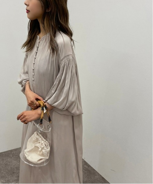 セール 袖シャーリングボリュームワンピース Zozotown限定アイテム ワンピース Apres Jour Mignon アプレジュールミニョン のファッション通販 Zozotown