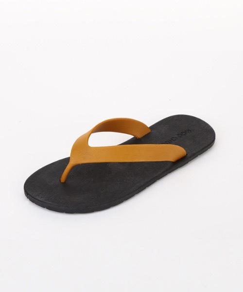 moochuu(ムーチュー)の「【moochuu 】MC01 フリップフロップ / MC01 Flipflop(サンダル・レディース・レッド/ブラック/イエロー×グリーン/ブラウン×イエロー/ブラウン/ブラック×イエロー/バイオレット/ピンク/グレイッシュブルー/グレー/チョコ・35/37/40/39/42/44)」の3枚目の写真