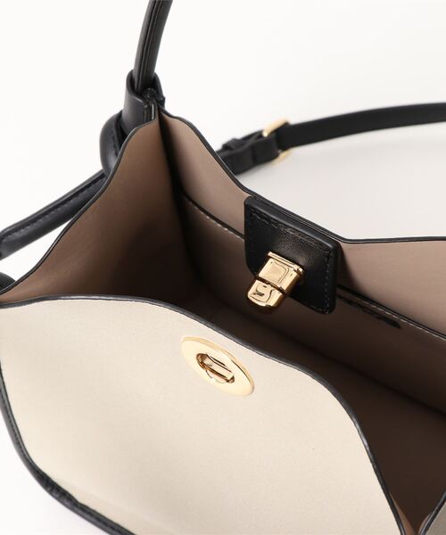 NATURAL BEAUTY BASIC（ナチュラルビューティーベーシック）の「パイピングボクシートート（トートバッグ・レディース・ブラック/カーキ・ﾌﾘ-）」の3枚目の写真