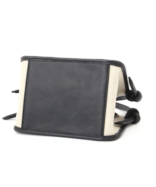 NATURAL BEAUTY BASIC（ナチュラルビューティーベーシック）の「パイピングボクシートート（トートバッグ・レディース・ブラック/カーキ・ﾌﾘ-）」の14枚目の写真