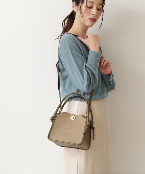 NATURAL BEAUTY BASIC（ナチュラルビューティーベーシック）の「パイピングボクシートート（トートバッグ・レディース・ブラック/カーキ・ﾌﾘ-）」の16枚目の写真