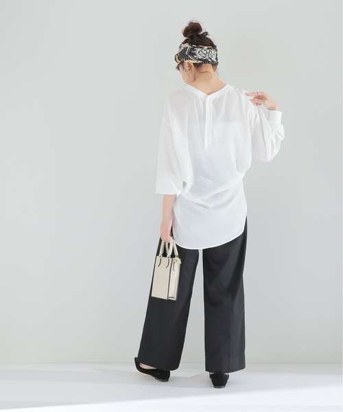 Simplicite（サンプリシテ）の「バックヘンリー ロングTブラウス◆（シャツ/ブラウス・レディース・ホワイト/ブラック・FREE）」の15枚目の写真