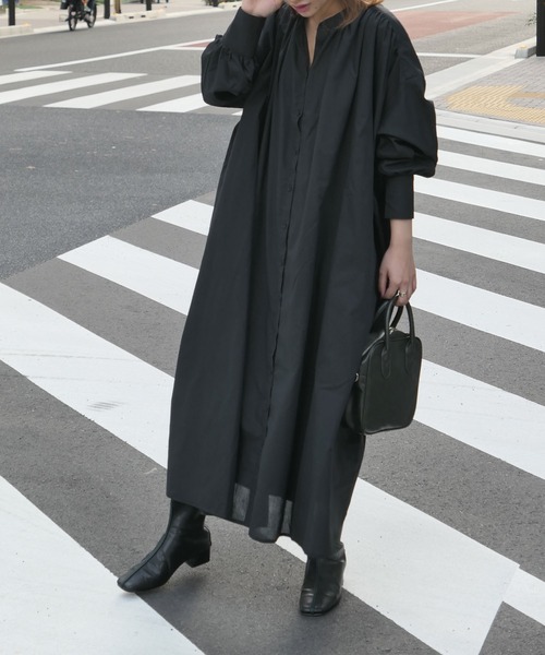 CORNERS（コーナーズ）の「ロングギャザーワンピース（ワンピース・レディース・チャコールグレー/ブラック/ブルー/グリーン・M）」の11枚目の写真