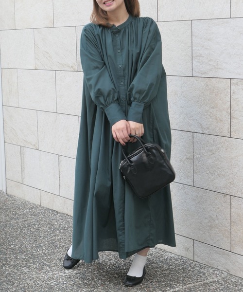 CORNERS（コーナーズ）の「ロングギャザーワンピース（ワンピース・レディース・チャコールグレー/ブラック/ブルー/グリーン・M）」の8枚目の写真