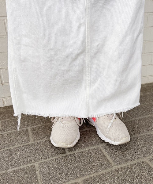 esutoreja（エストレジャ）の「ロングジャンパースカート（ジャンパースカート・レディース・ホワイト/ブラック/ブルー・FREE）」の16枚目の写真