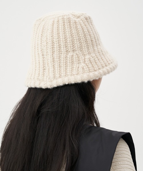FEKETE（フェケテ）の「FEKETE KNIT BUCKET HAT（ハット・メンズ・ホワイト/ブラック/ブラウン/グレー・FREE）」の14枚目の写真