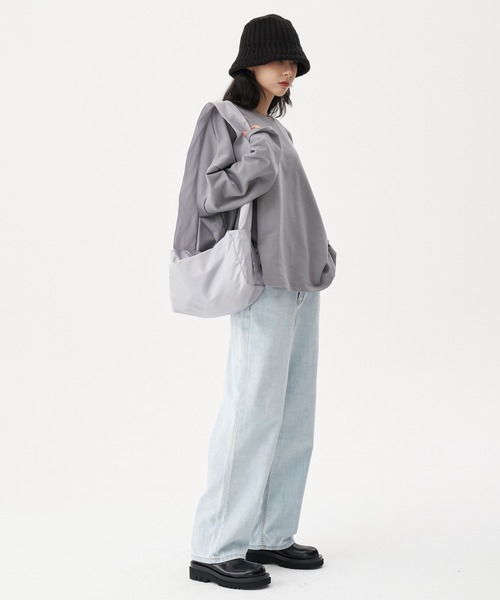 FEKETE（フェケテ）の「FEKETE KNIT BUCKET HAT（ハット・メンズ・ホワイト/ブラック/ブラウン/グレー・FREE）」の5枚目の写真