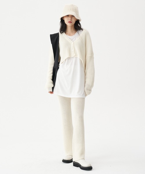 FEKETE（フェケテ）の「FEKETE KNIT BUCKET HAT（ハット・メンズ・ホワイト/ブラック/ブラウン/グレー・FREE）」の6枚目の写真