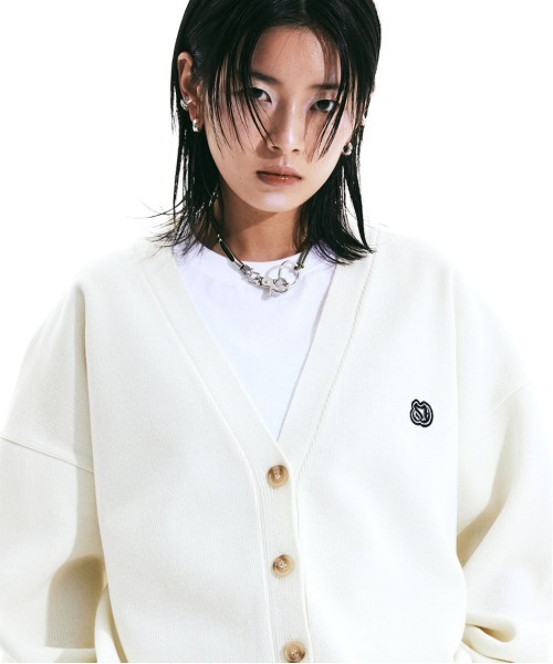 SCULPTOR(スカルプター)の「Basic Symbol Patch Cardigan/ベーシックシンボルパッチカーディガン(カーディガン/ボレロ・レディース・ブラック/アイボリー/杢グレー/グレイッシュブルー・MEDIUM)」の2枚目の写真