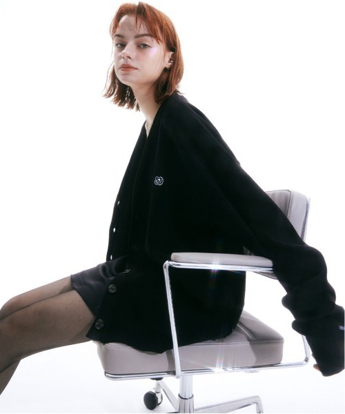 SCULPTOR(スカルプター)の「Basic Symbol Patch Cardigan/ベーシックシンボルパッチカーディガン(カーディガン/ボレロ・レディース・ブラック/アイボリー/杢グレー/グレイッシュブルー・MEDIUM)」の15枚目の写真