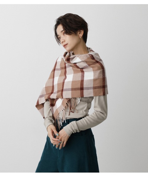 AZUL by moussy（アズールバイマウジー）の「COLOR CHECK STOLE/カラーチェックストール（ストール/ショール・レディース・オレンジ系その他/ブラウン系その他・FREE）」の4枚目の写真