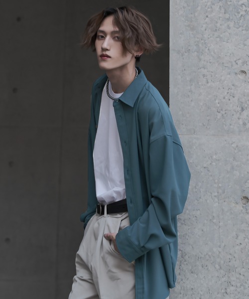 G.O.C（ジーオーシー）の「オーバーサイズドレープドルマンシャツ（シャツ/ブラウス・メンズ・ワイン/ブラック/チャコールグレー/ホワイト/ベージュ/ブルー・SMALL/MEDIUM/LARGE）」の5枚目の写真