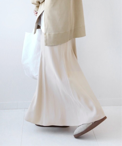 JOURNAL STANDARD relume（ジャーナルスタンダード　レリューム）の「《追加3》フィブリルレーヨンポリエステルマーメイドスカート◆（スカート・レディース・ブラック/ベージュ・38/36）」の22枚目の写真