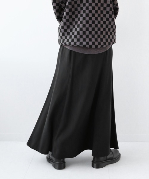JOURNAL STANDARD relume（ジャーナルスタンダード　レリューム）の「《追加3》フィブリルレーヨンポリエステルマーメイドスカート◆（スカート・レディース・ブラック/ベージュ・38/36）」の16枚目の写真