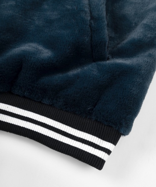 make a ray!（メイク ア レイ！）の「アップリケ刺繍 ボアフリース リブラインスタジャン/ファースタジャン（スタジャン・レディース・ネイビー/グリーン・M/L）」の3枚目の写真