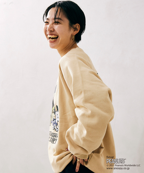 PEANUTS(ピーナッツ)の「【PEANUTS×SPORTS WEAR】別注 オーバーサイズ カラープリントスウェット(スウェット・メンズ・ベージュ/ネイビー/グレー/ブルー・MEDIUM/LARGE/X-LARGE)」の16枚目の写真