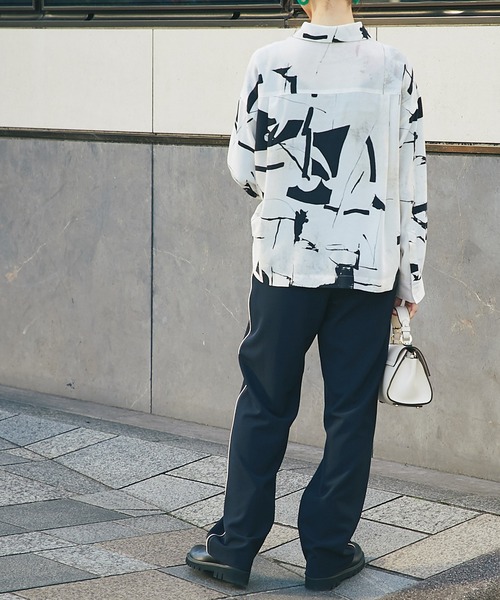 RIVE DROITE(リヴドロワ)の「サイドライントラックパンツ(その他パンツ・レディース・ネイビー・38/36)」の13枚目の写真