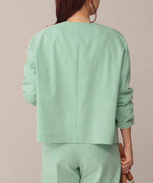 UNTITLED（アンタイトル）の「◆【STORY掲載】SETUP／リネン混 ドロップショルダージャケット【洗える】（ノーカラージャケット・レディース・ネイビー/ライトグリーン/ライトベージュ/ベージュ系9・00/03/02/04/01/44/48）」の5枚目の写真