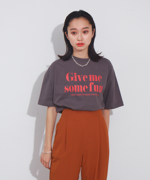 NOMINE(ノミネ)の「オリジナルロゴプリントTシャツ(Tシャツ/カットソー・レディース・チャコールグレー/パープル/ホワイト系その他/ホワイト系その他2/ホワイト系その他3/グリーン・フリー)」の5枚目の写真