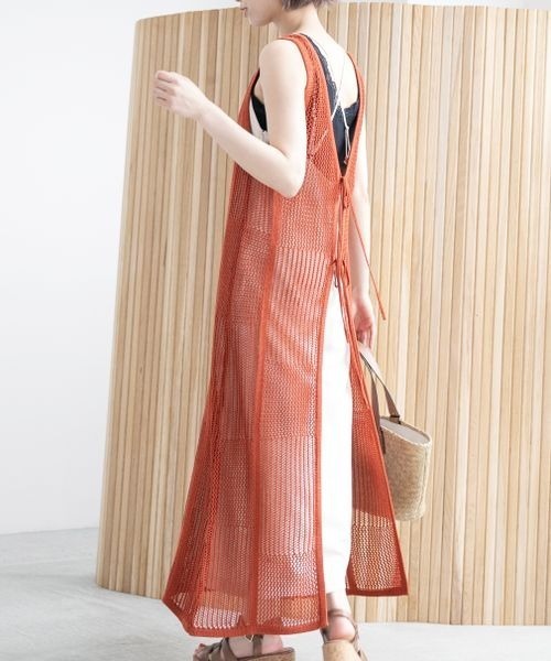 mysty woman(ミスティウーマン)の「2WAYメッシュノースリワンピース 275426(ワンピース・レディース・ブラック/ブラウン/グリーン系その他/オレンジ系その他・FREE)」の4枚目の写真