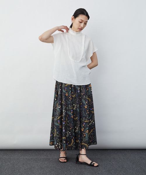 LOISIR（ロワズィール）の「コットンシルクノースリーブブラウス