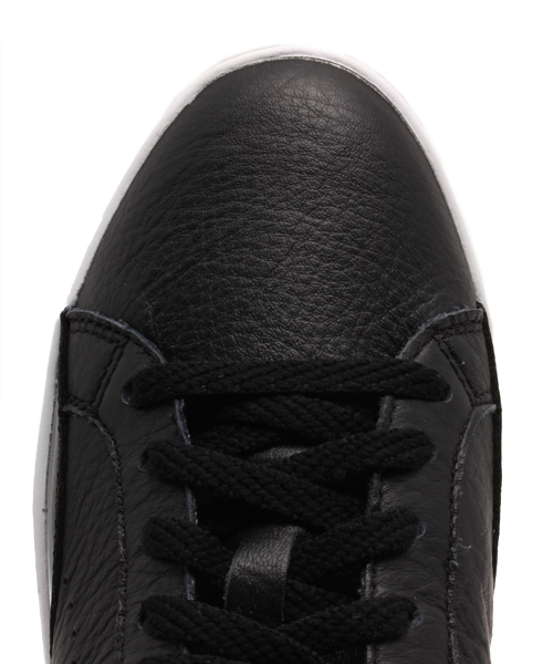 PUMA（プーマ）の「マッチロウ BLACK AND WHITE (WOMEN)（スニーカー・レディース・ホワイト/ブラック・23.5cm/22.5cm/25cm/24.5cm/24cm/25.5cm/23cm）」の12枚目の写真