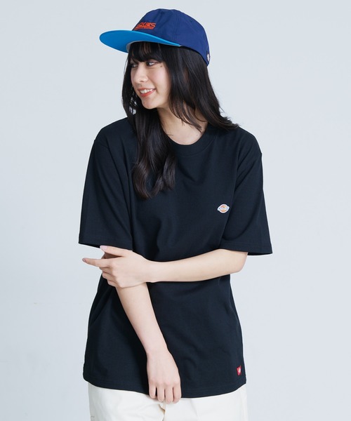 Dickies(ディッキーズ)の「【DICKIES/ディッキーズ】ワンポイントブランドロゴ ミニワッペン 半袖Tシャツ(Tシャツ/カットソー・メンズ・ダークグリーン/ブラック/ブルー/ホワイト/ベージュ・X-LARGE/LARGE/MEDIUM)」の2枚目の写真