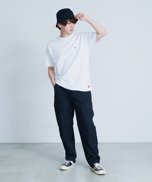 Dickies(ディッキーズ)の「【DICKIES/ディッキーズ】ワンポイントブランドロゴ ミニワッペン 半袖Tシャツ(Tシャツ/カットソー・メンズ・ダークグリーン/ブラック/ブルー/ホワイト/ベージュ・X-LARGE/LARGE/MEDIUM)」の6枚目の写真