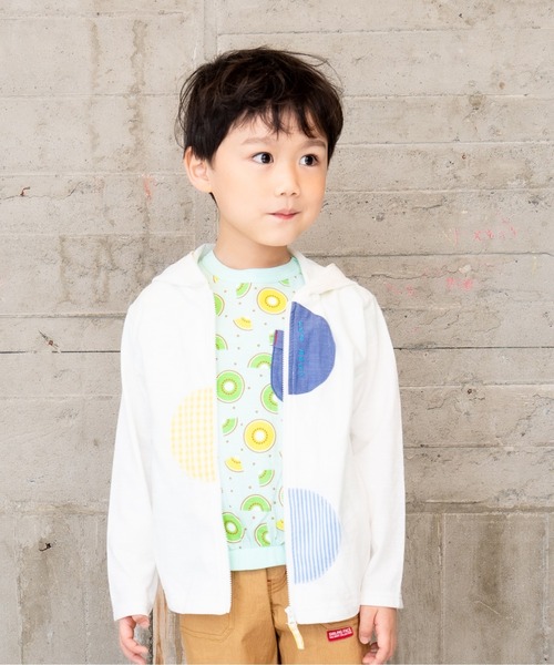 RAGMART（ラグマート）の「UVカットパーカー（パーカー・キッズ・イエロー/オフホワイト/ブルー・80ｃｍ/90cm/95cm）」の2枚目の写真