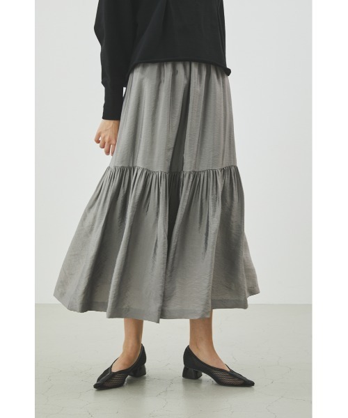 LILIDIA(リリディア)の「バックツイルティアードSK(スカート・レディース・グレー/ブラック・SMALL/MEDIUM)」の2枚目の写真