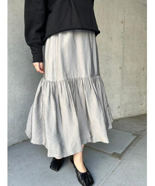 LILIDIA(リリディア)の「バックツイルティアードSK(スカート・レディース・グレー/ブラック・SMALL/MEDIUM)」の12枚目の写真