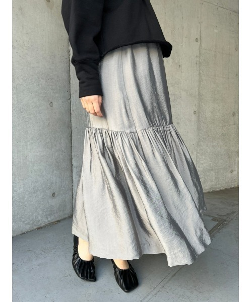 LILIDIA(リリディア)の「バックツイルティアードSK(スカート・レディース・グレー/ブラック・SMALL/MEDIUM)」の13枚目の写真