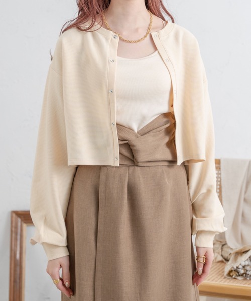 Ambre Neige(アンブルネージュ)の「ドットボタンカーディガン/【WEB/EC限定商品】(カーディガン/ボレロ・レディース・ライトグレー/ベージュ/アイボリー/ダークブラウン・FREE)」の14枚目の写真