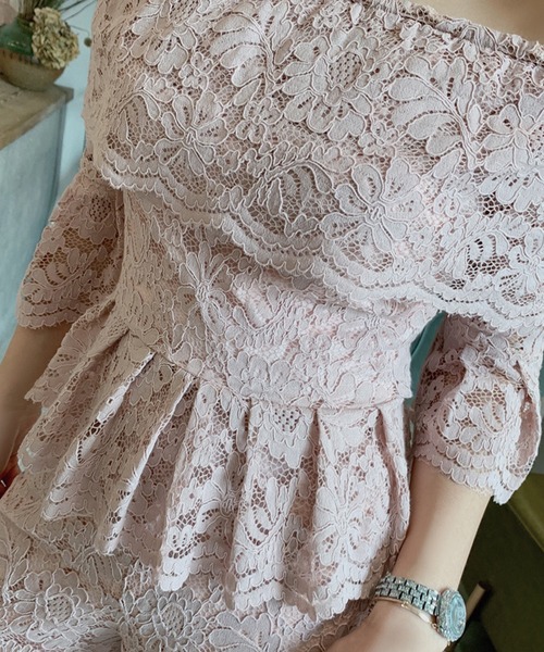 Jasmine Grandiflorum(ジャスミングランディフローラム)の「【Jasmine】総レースピンクオフショルセットアップ (SS)(ワンピース・レディース・ピンク・SMALL)」の5枚目の写真