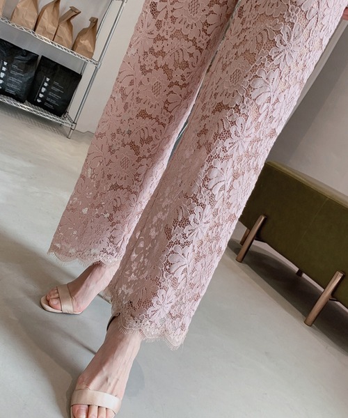 Jasmine Grandiflorum(ジャスミングランディフローラム)の「【Jasmine】総レースピンクオフショルセットアップ (SS)(ワンピース・レディース・ピンク・SMALL)」の7枚目の写真