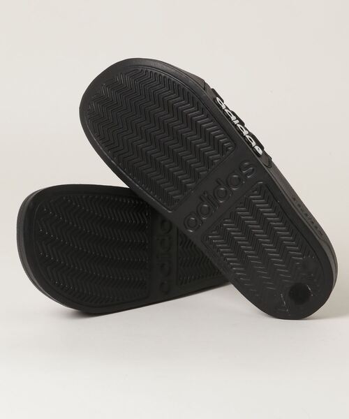 adidas(アディダス)の「アディダス adidas ADILETTE SHOWER U(サンダル・メンズ・ブラック・24.5cm/26.5cm/25.5cm/27.5cm/28.5cm/23.5cm)」の3枚目の写真