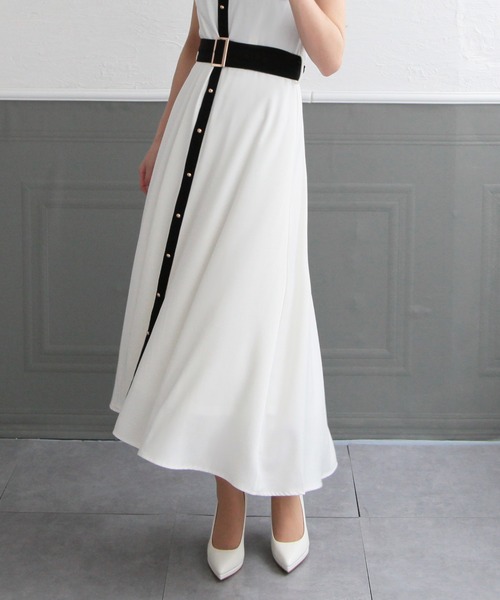 Julia Boutique（ジュリアブティック）の「フレア・配色デザインシャツワンピース/22087（ワンピース・レディース・ホワイト/ブラック/ベージュ/グリーン系・ONE）」の17枚目の写真
