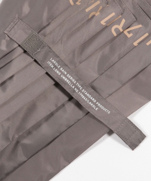 LAKOLE（ラコレ）の「大判レタリング長傘 / 258374（長傘・レディース・ネイビー/グレー/イエロー/マスタード/チャコール/ベージュ/ライトグレー・FREE）」の15枚目の写真
